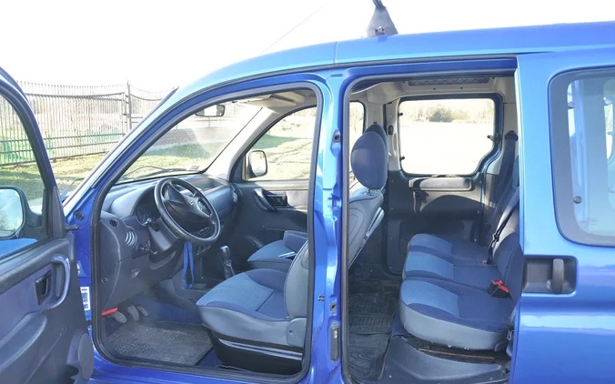 Citroen Berlingo cena 9000 przebieg: 211000, rok produkcji 2006 z Sochaczew małe 46